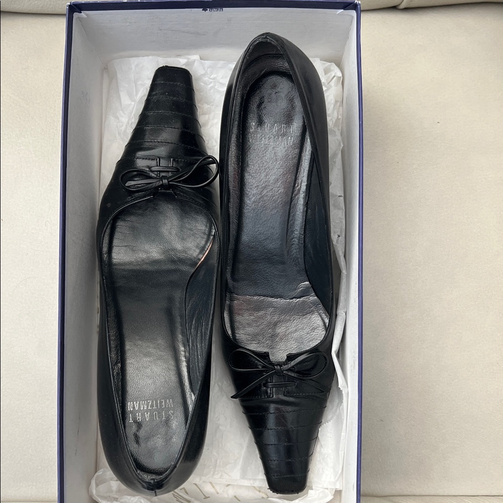 Stuart Weitzman Black Flats with Bow Accent